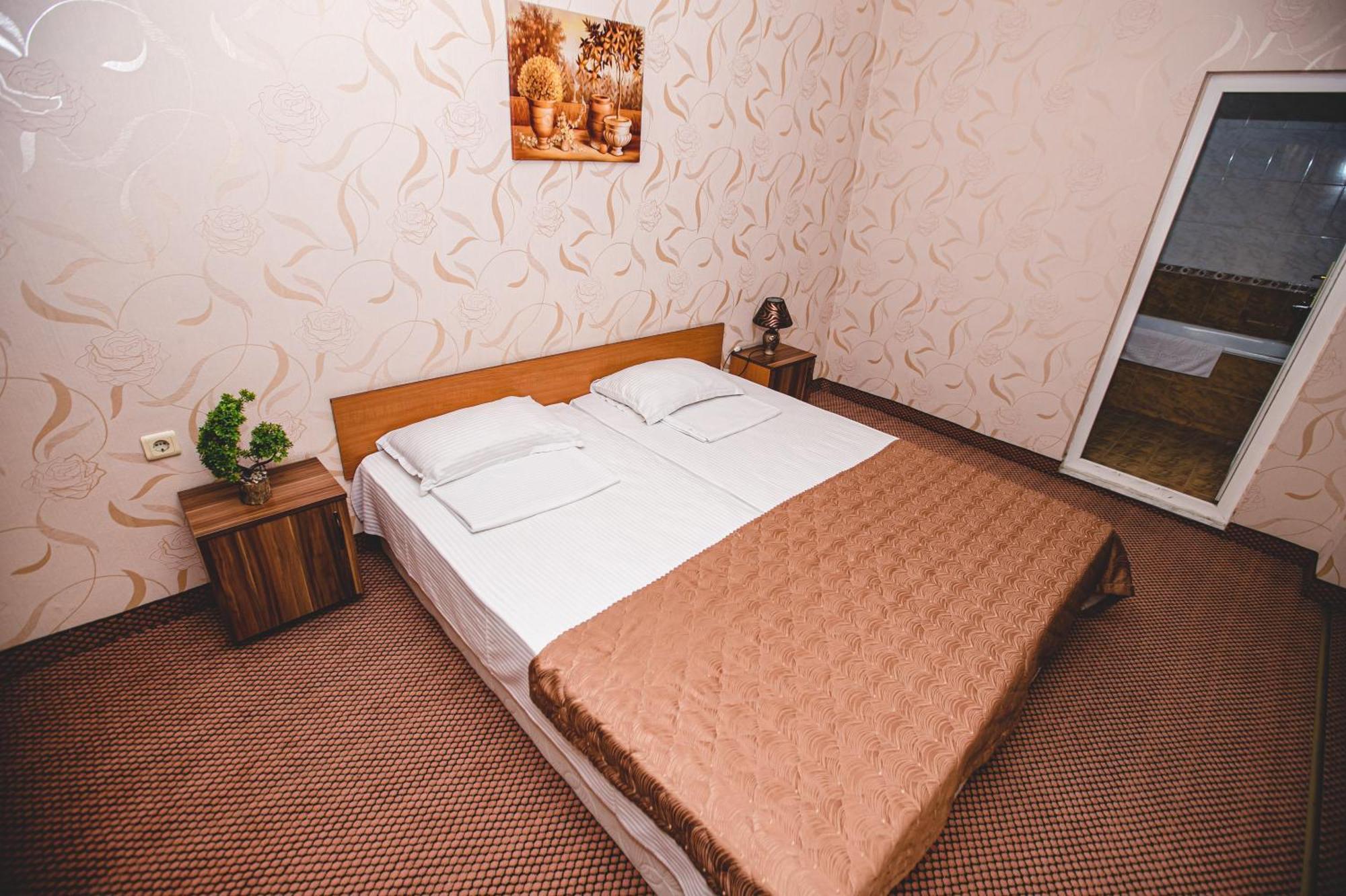 Rodopi Hotel Хасково Екстер'єр фото