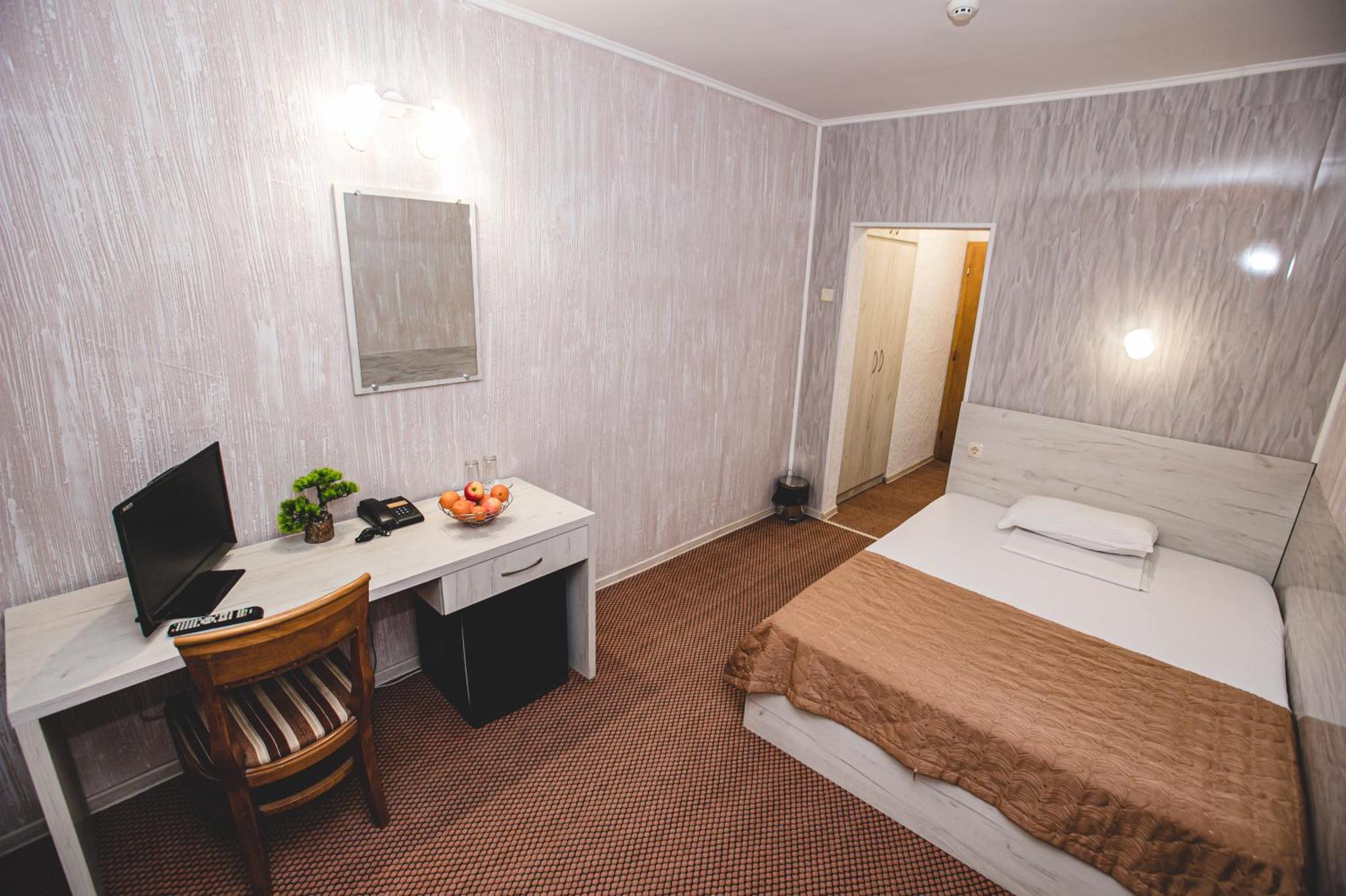 Rodopi Hotel Хасково Екстер'єр фото