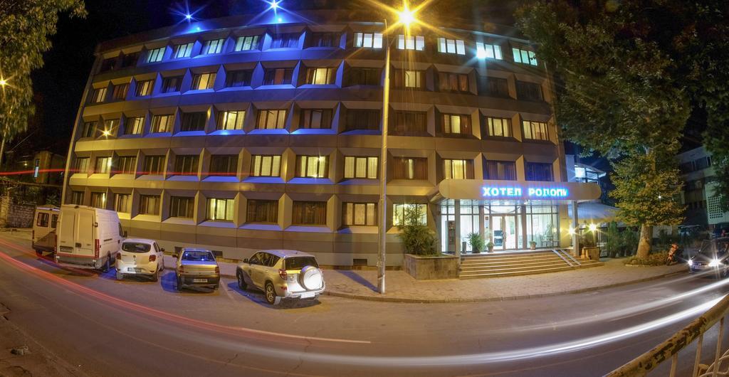 Rodopi Hotel Хасково Екстер'єр фото